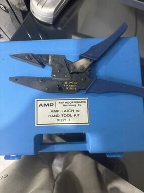 AMP Latch Hand Tool Kit 91271-1
